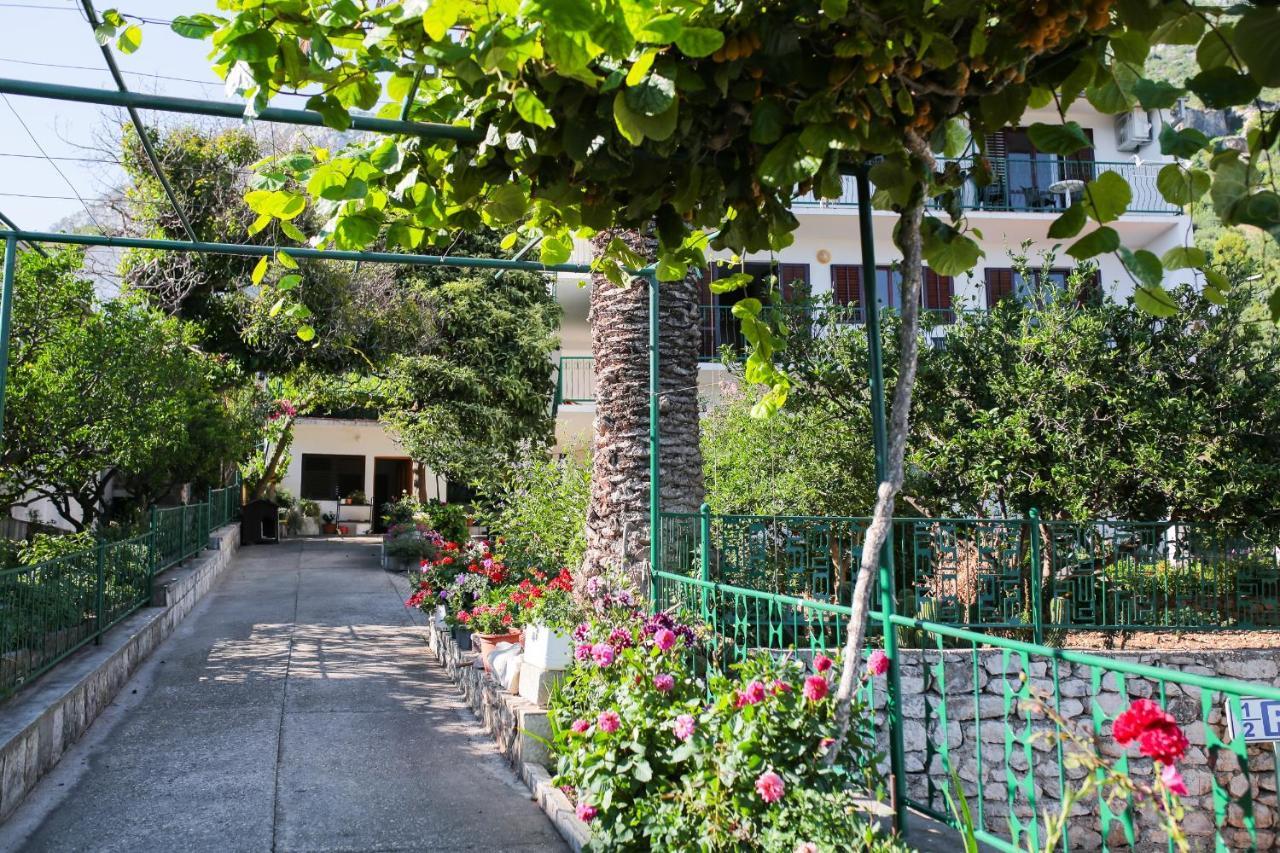 Apartments By The Sea Podaca, Makarska - 11588 Екстер'єр фото
