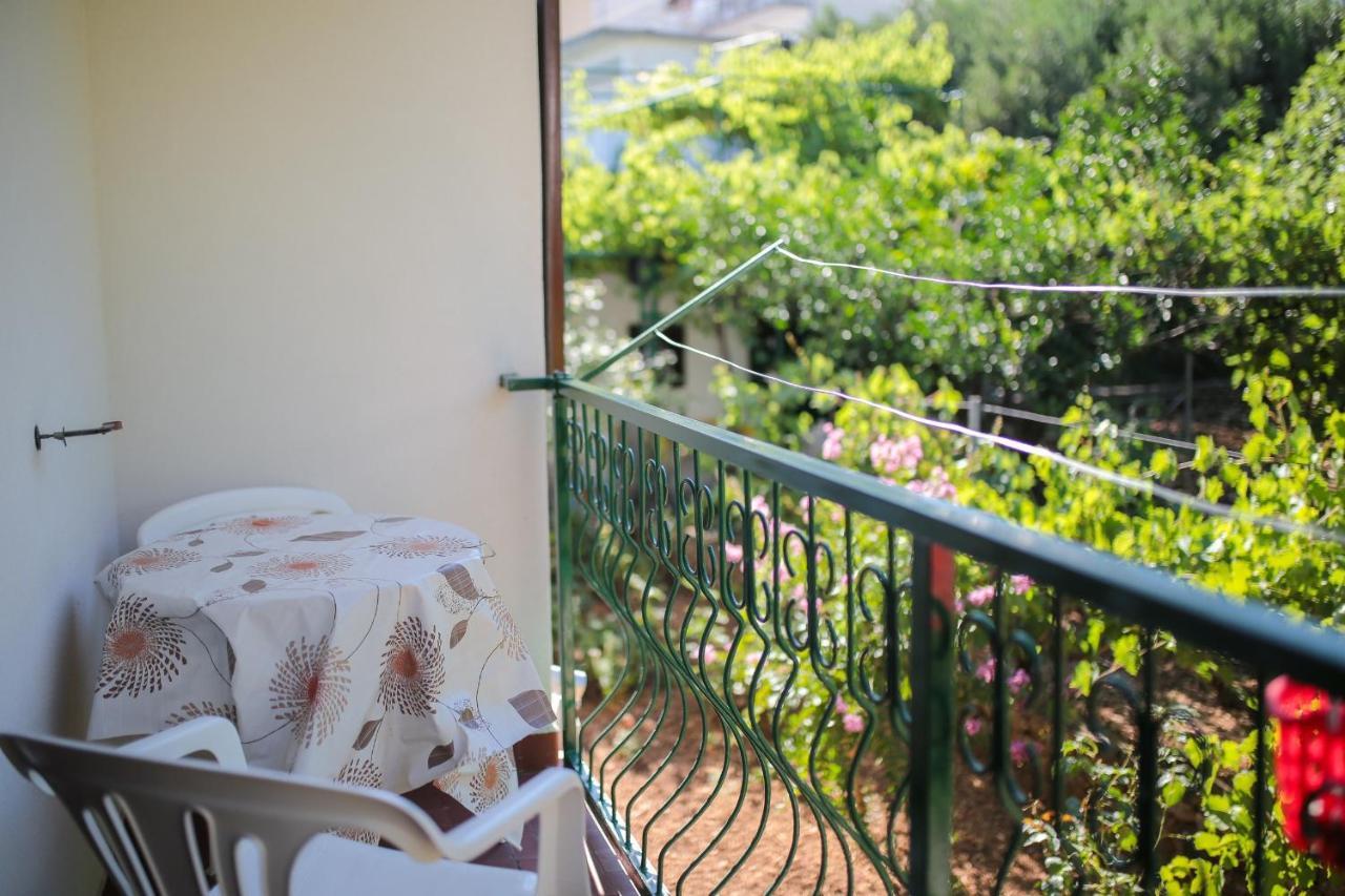 Apartments By The Sea Podaca, Makarska - 11588 Екстер'єр фото
