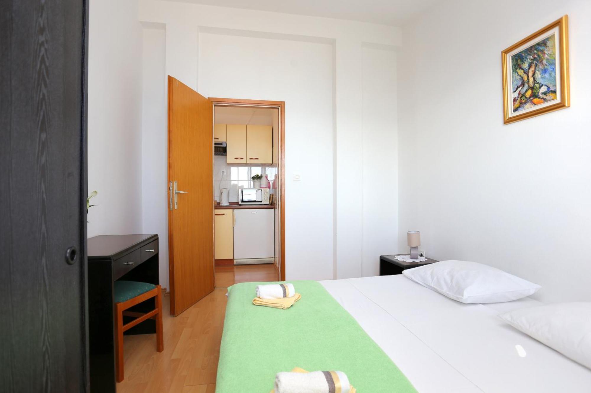 Apartments By The Sea Podaca, Makarska - 11588 Номер фото