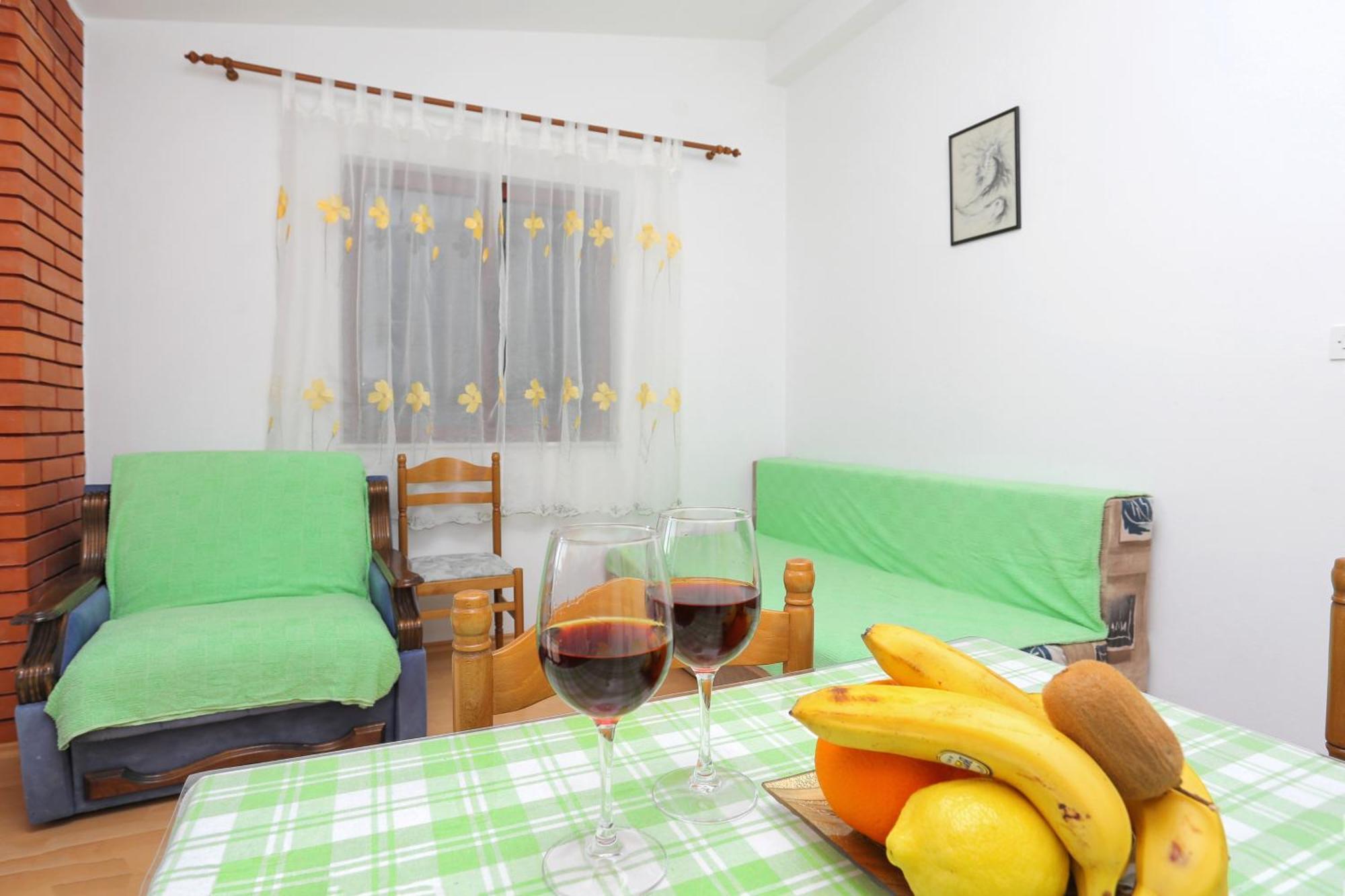 Apartments By The Sea Podaca, Makarska - 11588 Номер фото